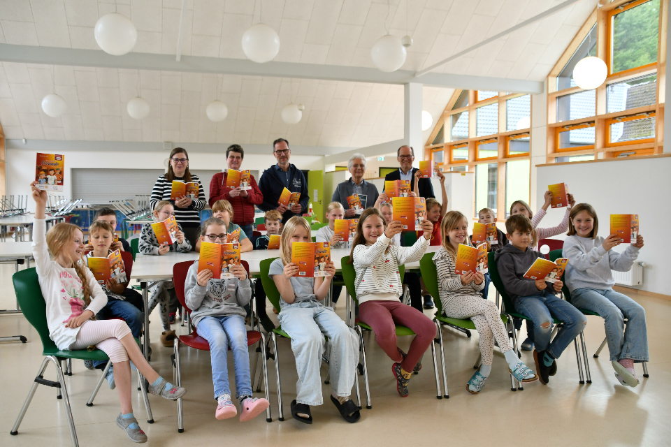 Bücherspende Rotary Club DW Parkschule