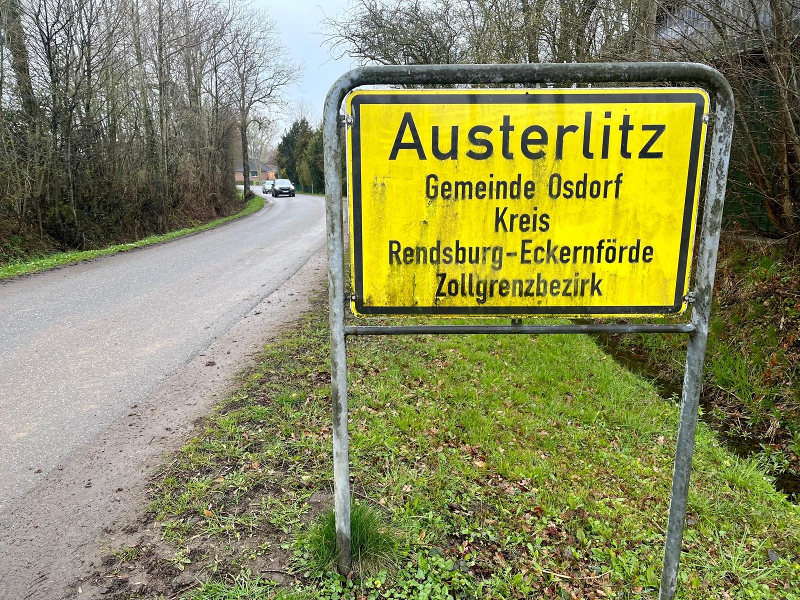 Ortsschild Austerlitz Ortsschild Austerlitz